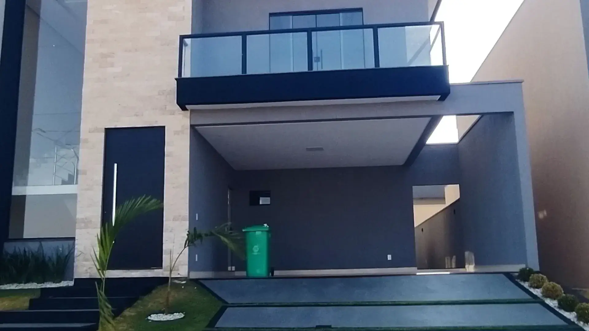 Fachada residencial pintada pela Pinturas.com
